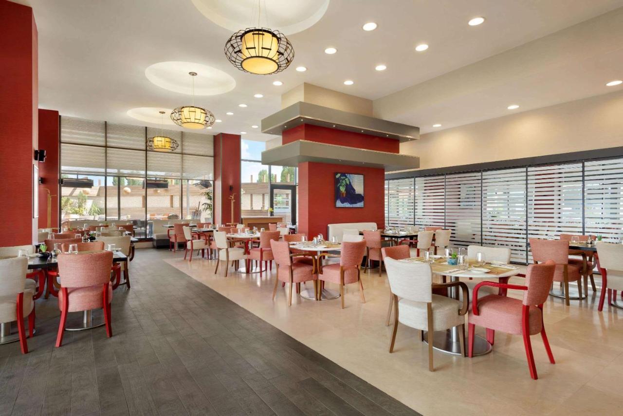 Ramada Plaza by Wyndham Eskisehir Bagian luar foto
