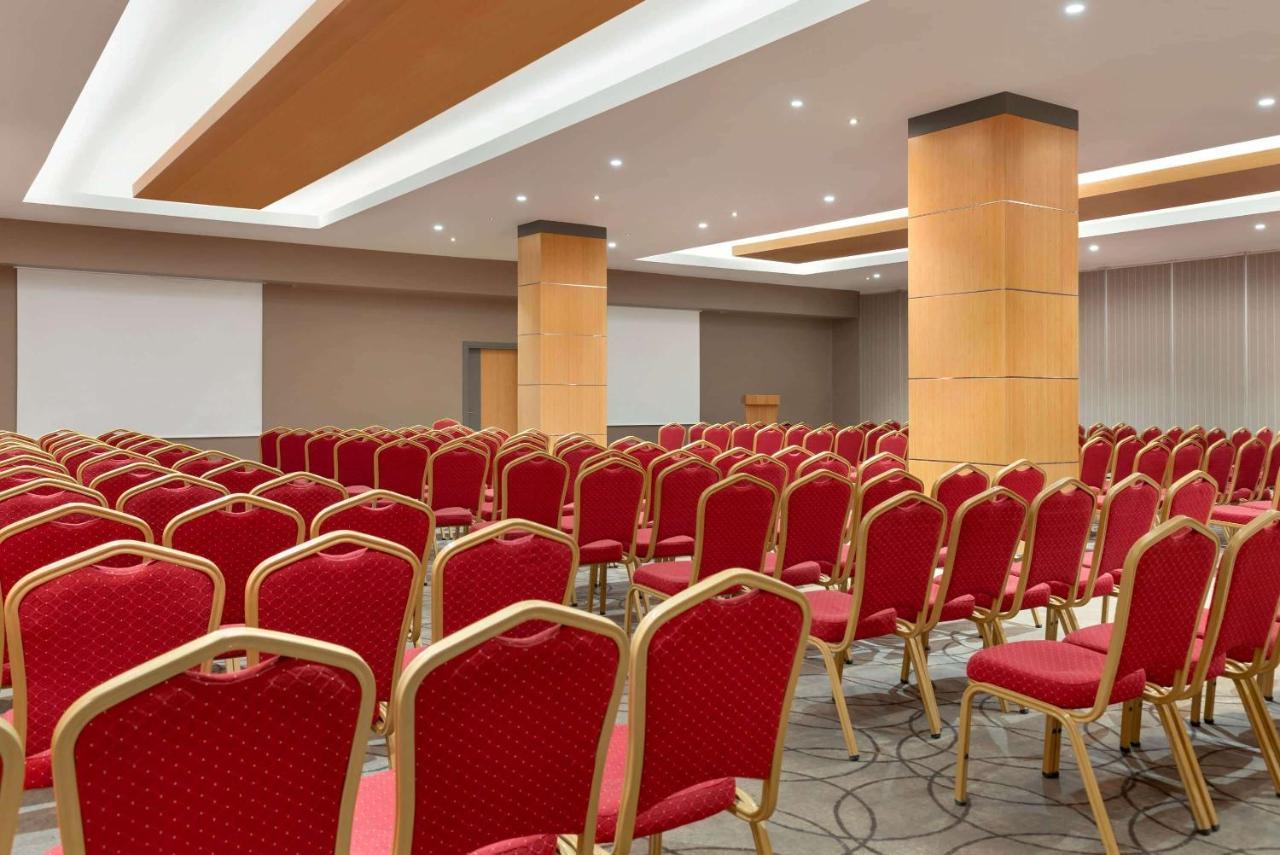 Ramada Plaza by Wyndham Eskisehir Bagian luar foto